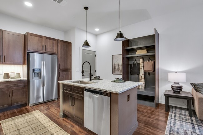 Photo - Cortland Peterson