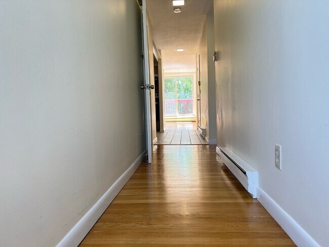 Photo - 14 Salem St Unit 3