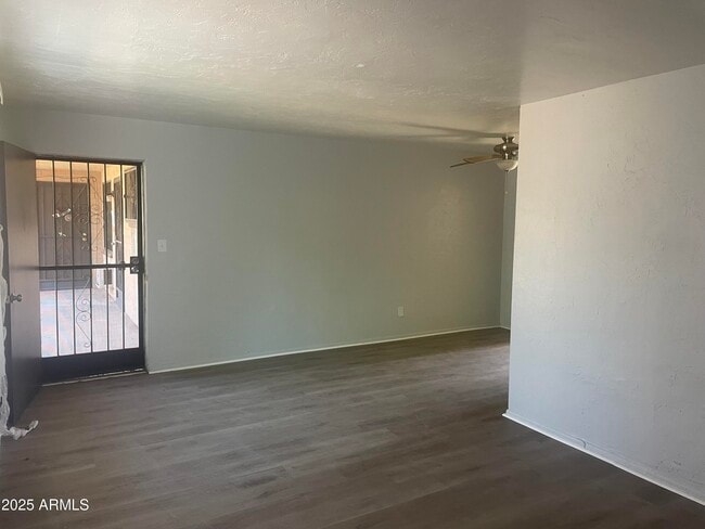 Photo - 2645 W Morten Ave Unit 3