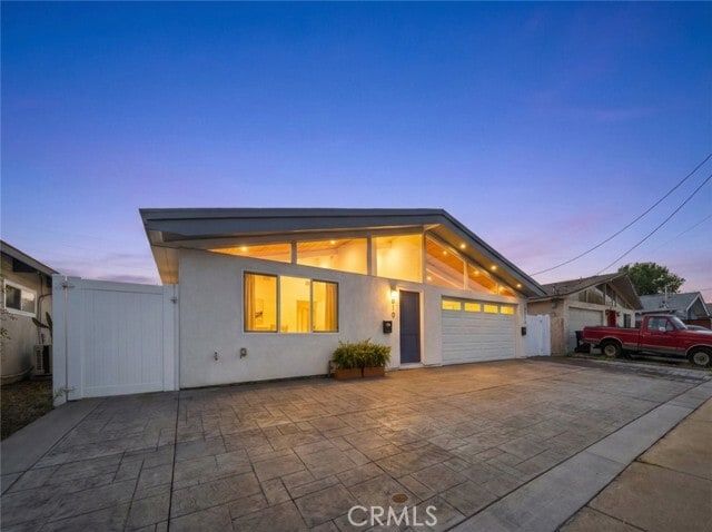 Building Photo - 13010 Hartland St