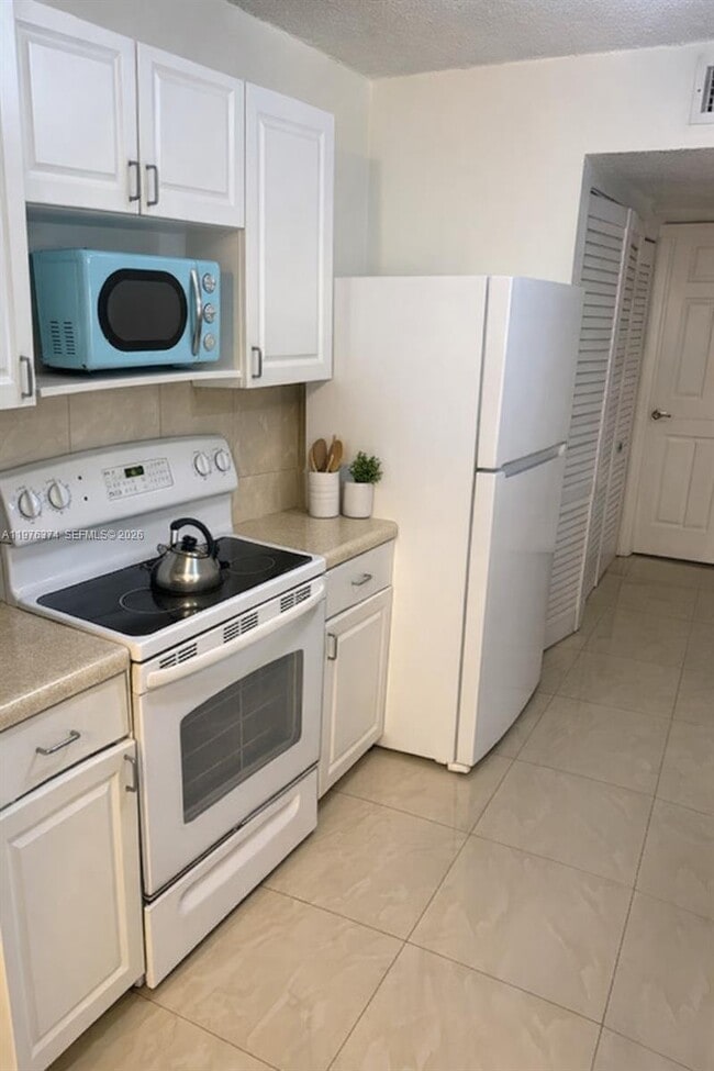 Photo - 15780 SW 106th Terrace Unit 205