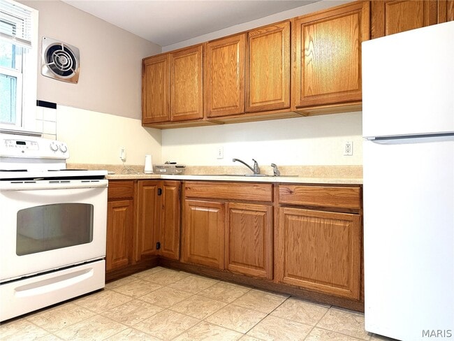 Photo - 38 Fenwick Dr