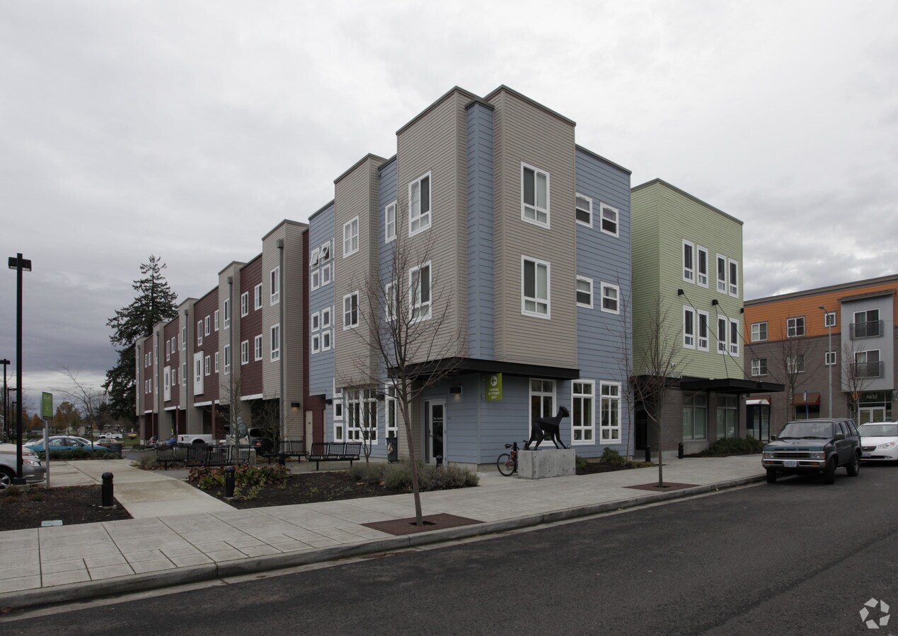 Photo - New Columbia - HOA