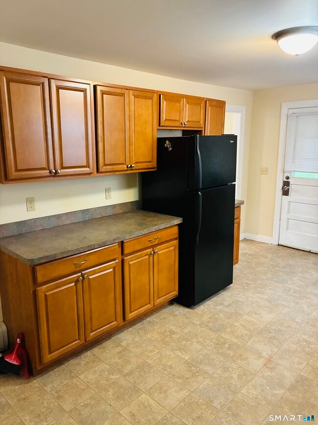 Photo - 633 Norwich Rd