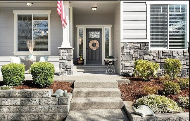 Photo - 1621 Bellerive Way SE