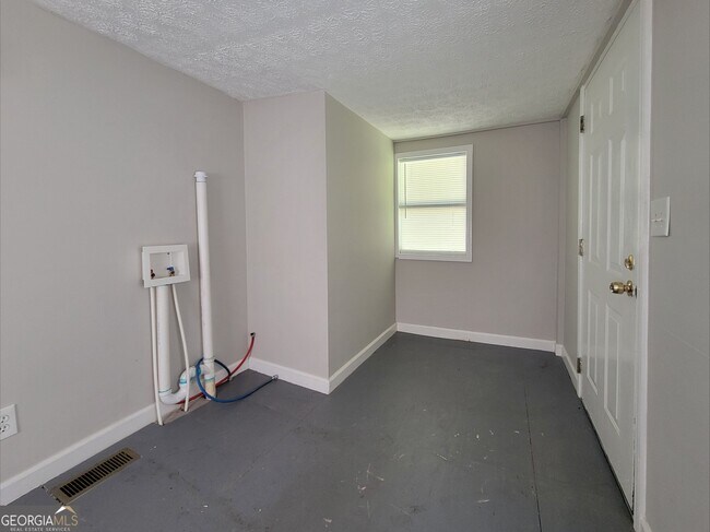 516 Pendergrass Rd