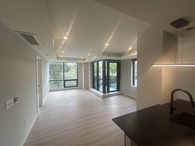 Photo - 5616-5616 South St Unit 310