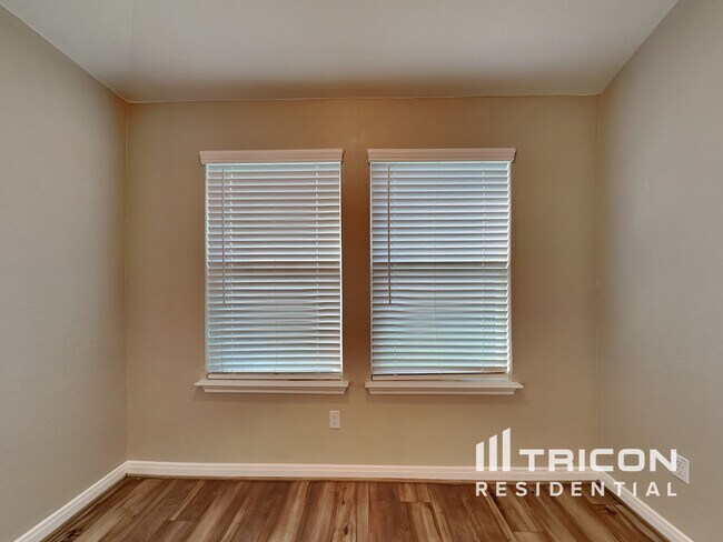 Photo - 13674 Paxton Blvd