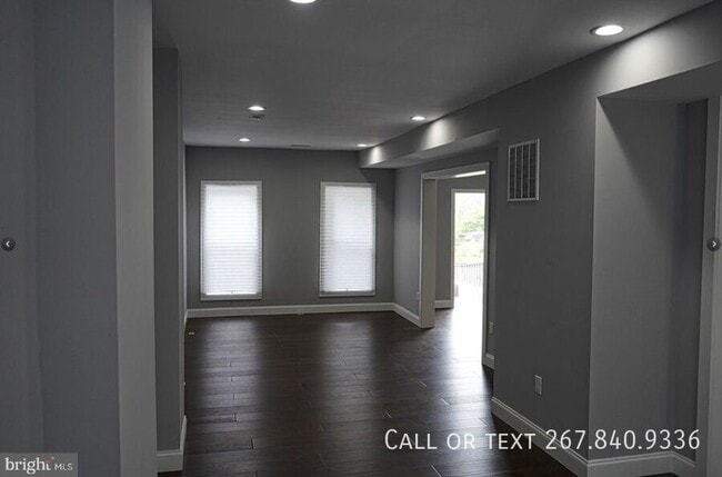 Photo - 3722 Woodhaven Ave