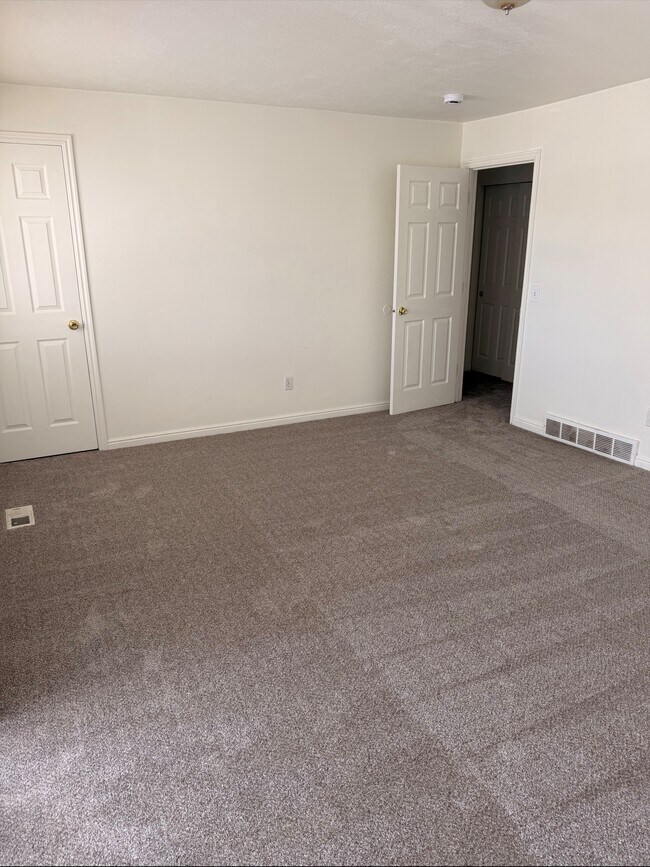 Photo - 1239 Swaner Rd