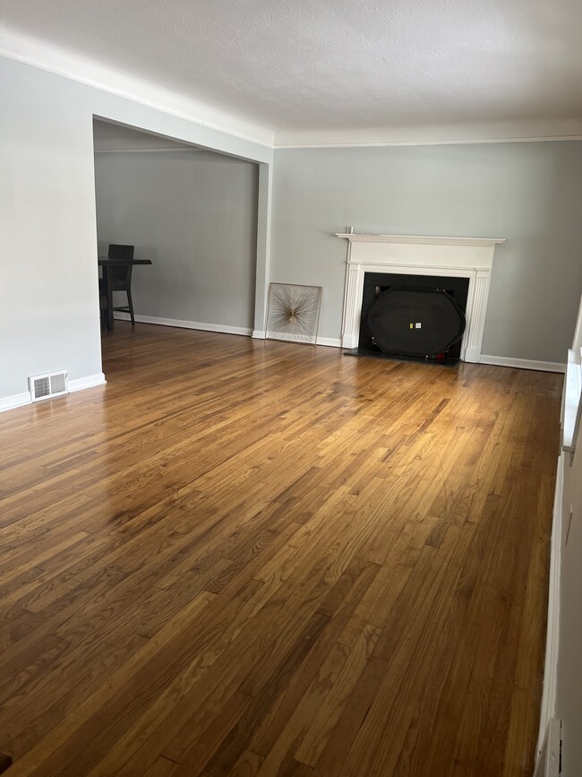 Photo - 1264 Brainard Rd House