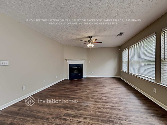 Photo - 1591 Water Lily Way SE