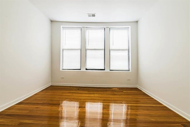 Photo - 7263 S Coles