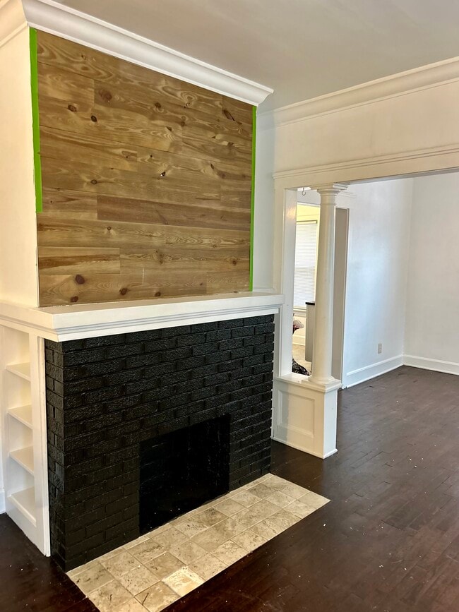 Photo - 2027 Chesterland Ave Unidad Up