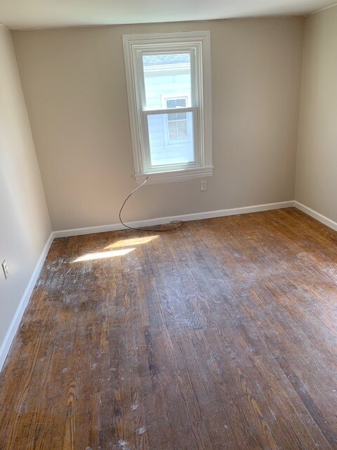 Photo - 312 W 2nd St