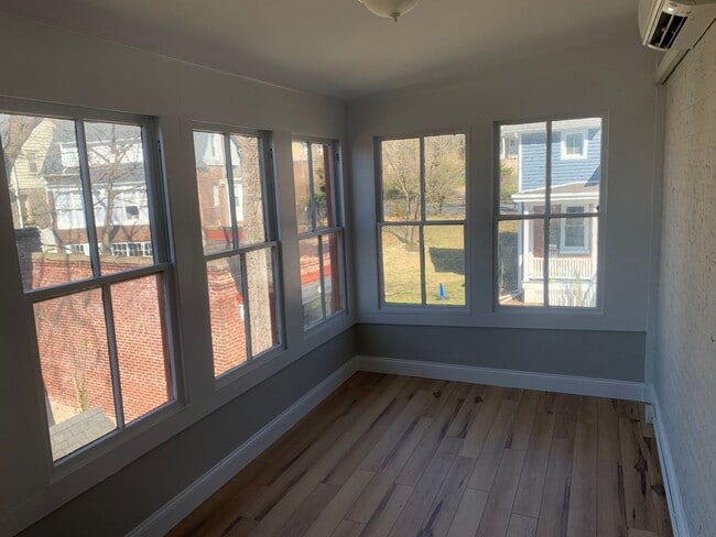 Photo - 718 Cattell St Unit Apartment 2 second floor