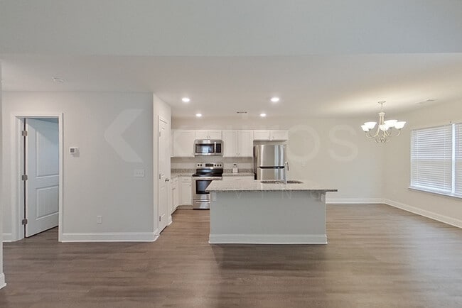 Photo - 106 Western Red Cedar Dr