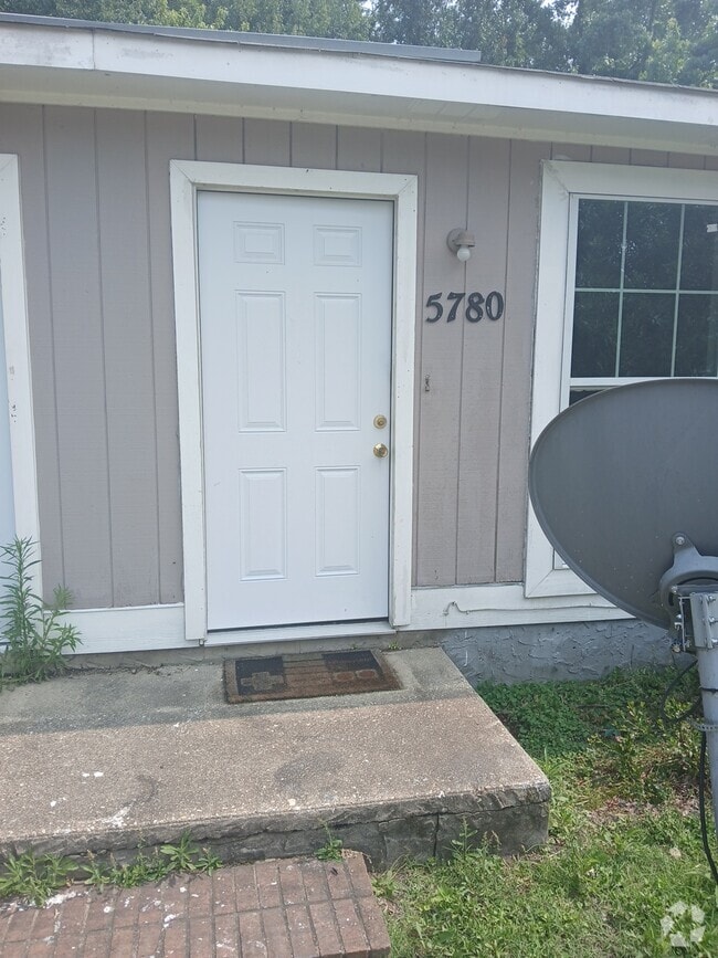 Building Photo - 5780 Aftonshire Dr Rental