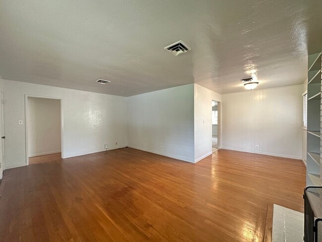 Photo - Great Location near McKinley Park!