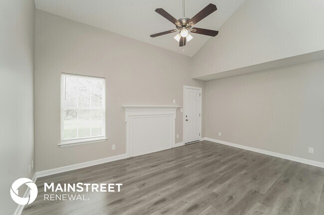 Photo - 524 Lightspun Ln