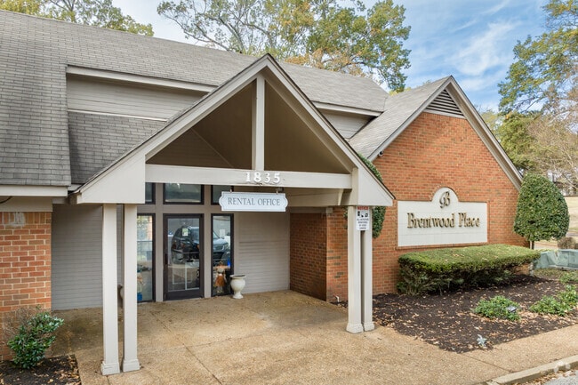 Brentwood Apartments