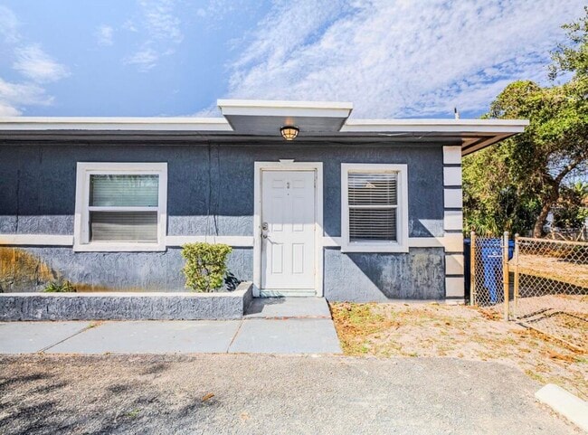 Photo - 112 W 34th St