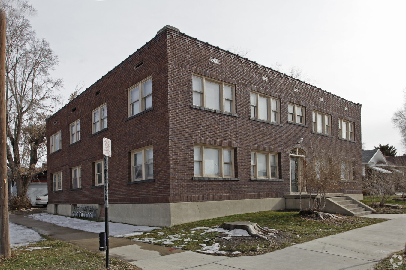 Photo - 376 N 300 W Apartments