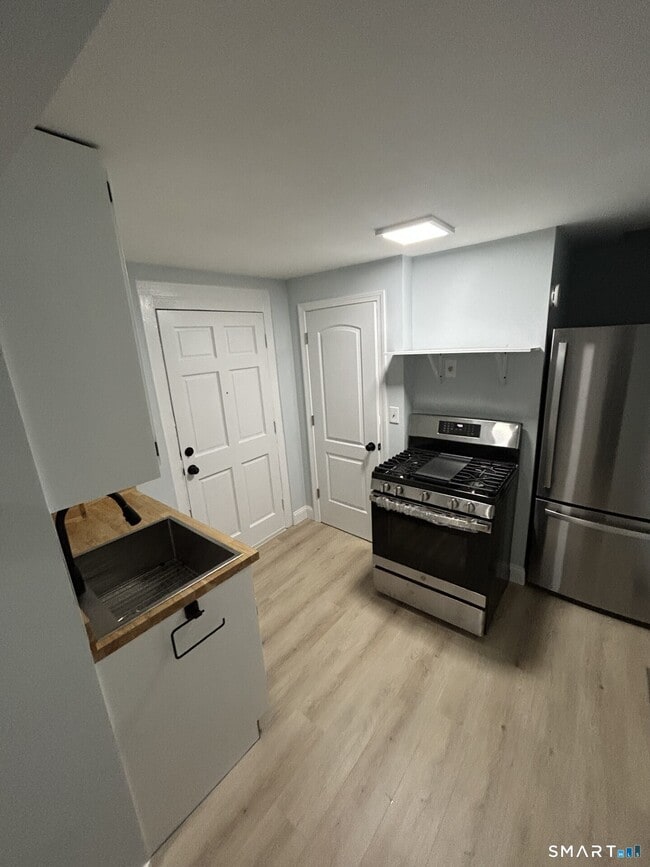 Photo - 128 Center St Unit 1/2