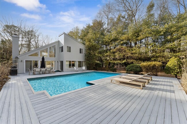 Photo - 24 Quogue Riverhead Rd House