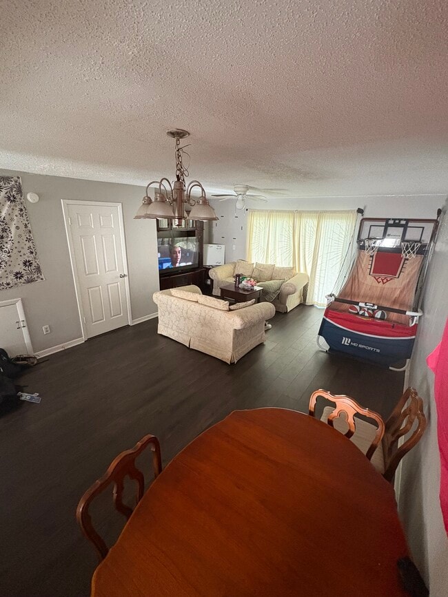 Building Photo - 5104 Sunridge Palms Dr Rental
