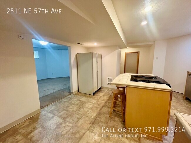 Photo - 2511 NE 57th Ave Apartamento