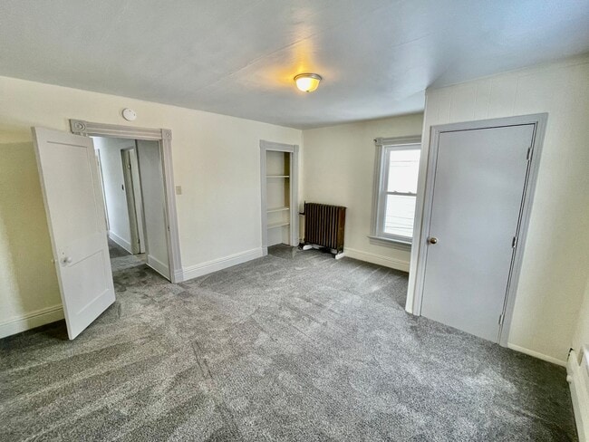 Photo - 2 Bed 1 Bath- New Castle PA