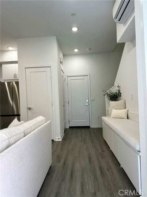 Photo - 220 Strike Dr