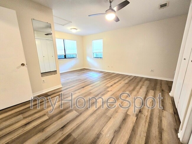 Photo - 909 Springbrook Ave