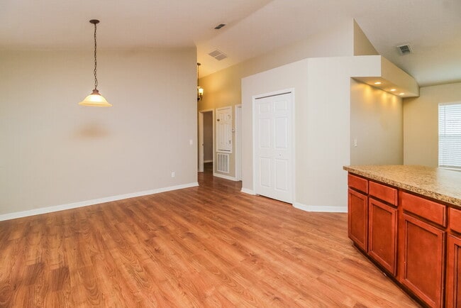 Photo - 12848 Parkbury Dr