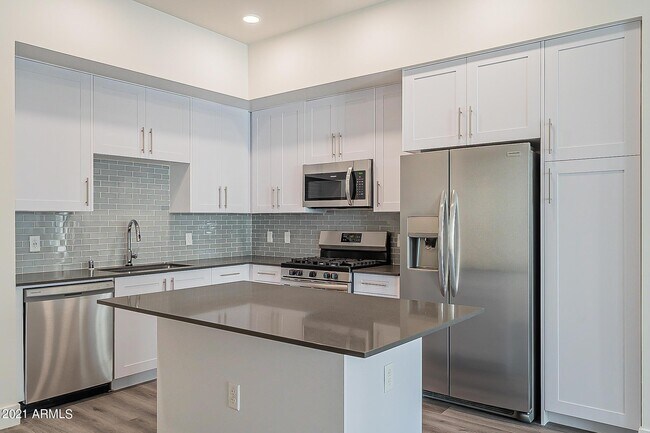 Photo - 7300 E Earll Dr Unit 1016