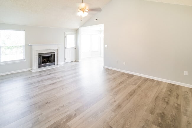 Photo - 1358 Belle Grove Cir