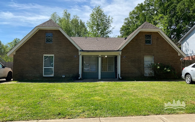 Building Photo - 6423 Oak Park Dr Rental