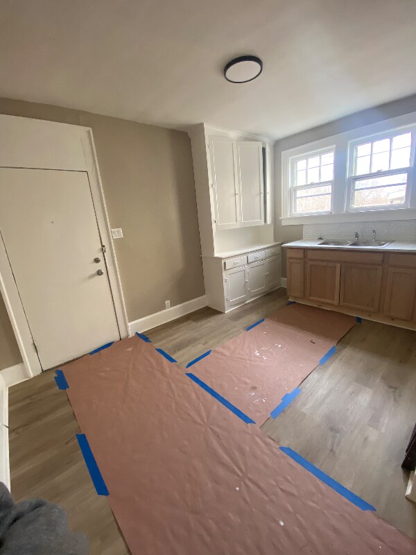 Photo - 185 Rowland Ave