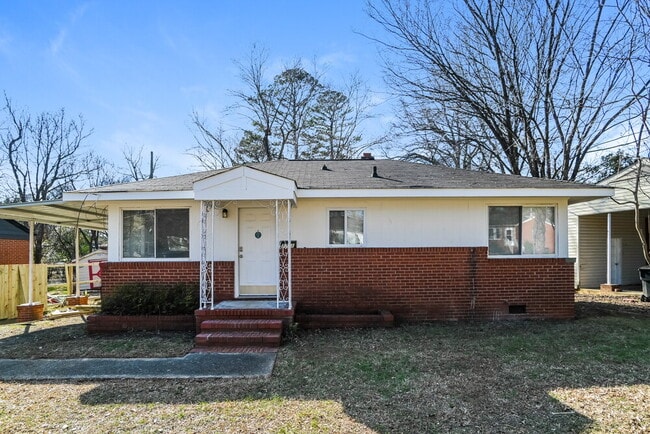 Building Photo - 2751 Catalina Ave Rental