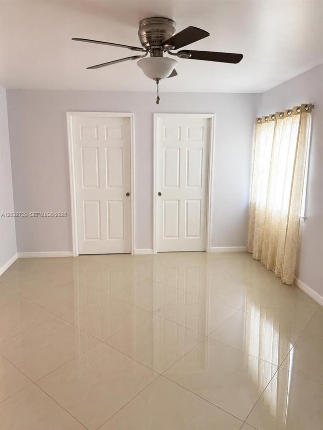 Photo - 661 SW 67th Terrace