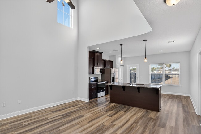 Photo - 20 Centennial Ct