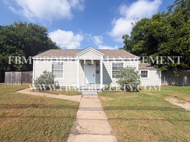 Building Photo - 207 Kirksey St