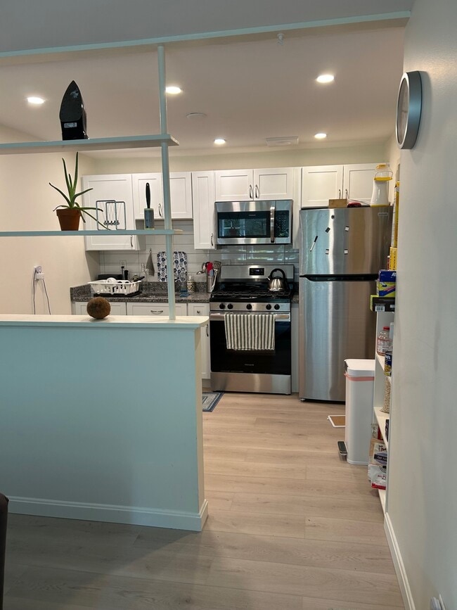 Photo - Elsinore Street Apartments