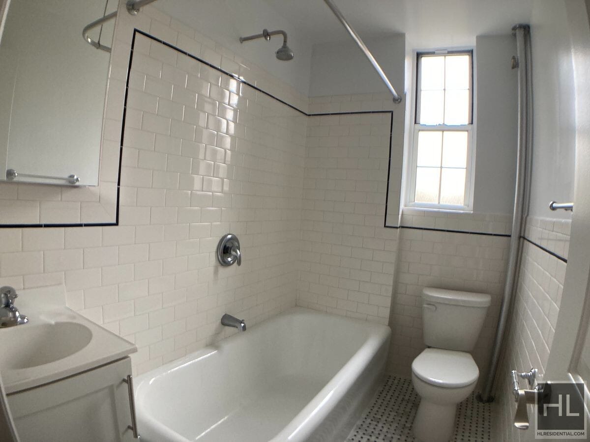 Photo - WEST 13 STREET Unit 33