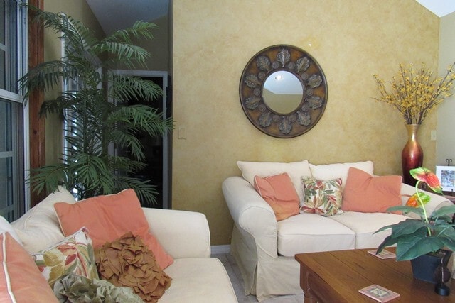 Photo - AVAILABLE NOW!! Furnished 2 bed/2 bath Home with Pool and on Canal