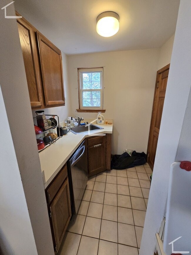 Photo - 1 bed unit in Watertown is available in 6/1