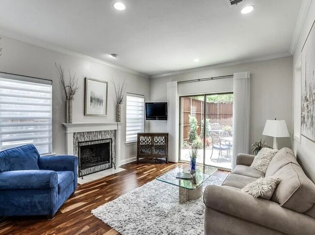 +Sala de estar en la planta baja - 5734 Remington Park Sq Unidad 5734 Remington Park Sq