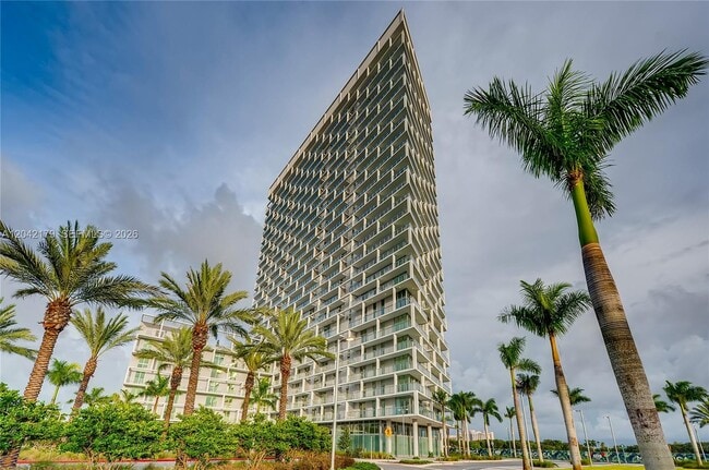 Photo - Metropica Way, Sunrise, FL 33323 - 2 BR 2.5 BA condo Unidad 9