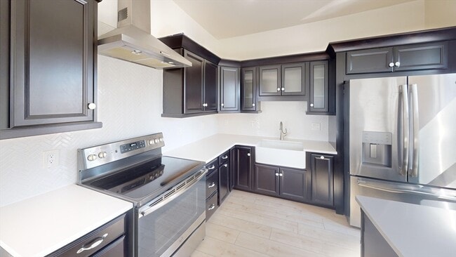 Building Photo - 45 Henry Ave Unit 2